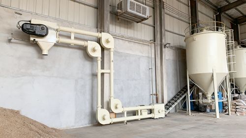 Applicazione di successo dei trasportatori a catena tubolare nella movimentazione di materiali ambientali